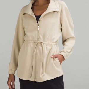 Lululemon softstreme cinch waist jacket
